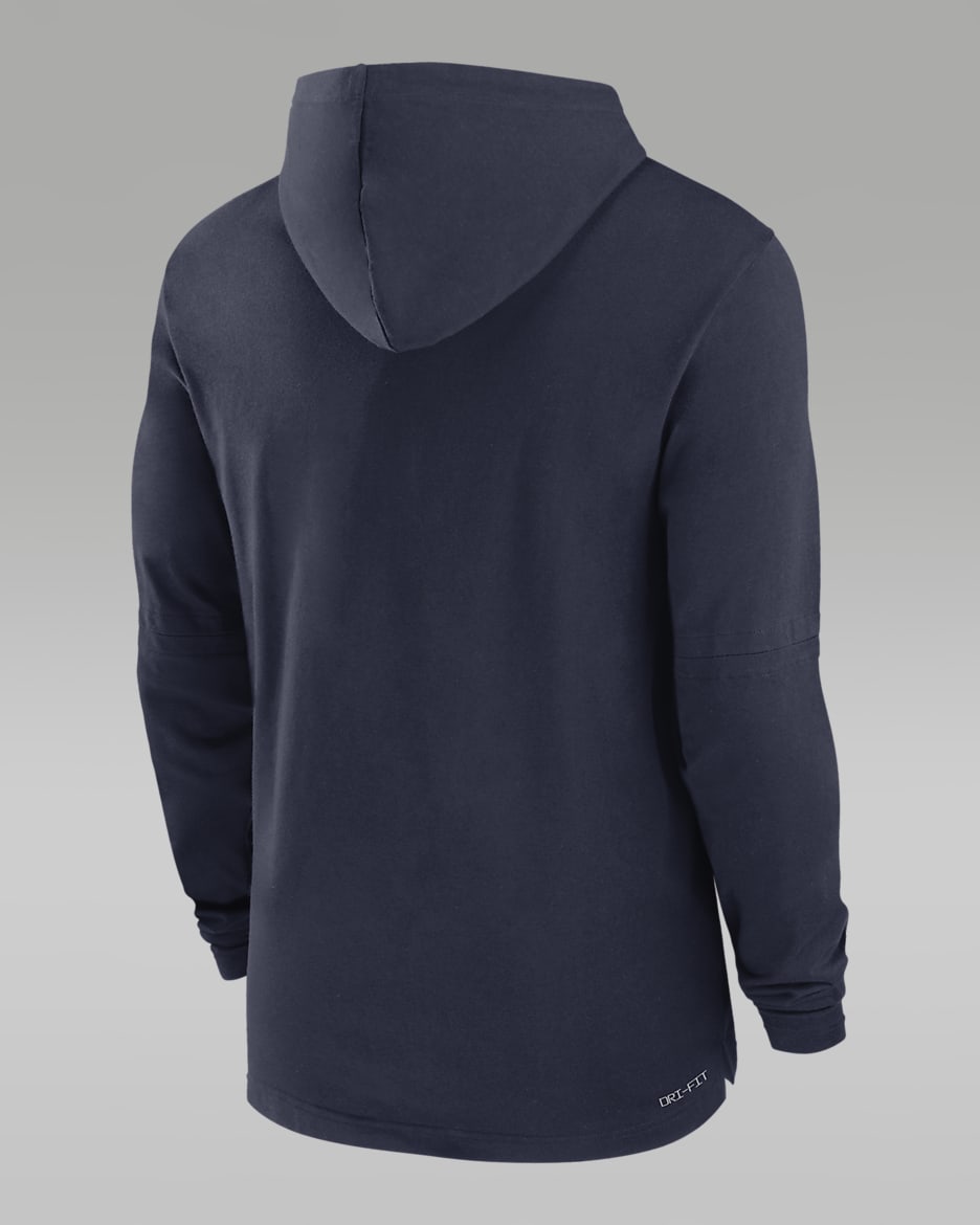 North Carolina Tar Heels Sideline Men s Nike Dri FIT College Long Sleeve Hooded Top. Nike